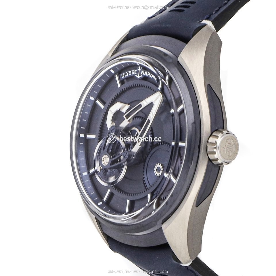 IMG_9086 Ulysse Nardin Freak Mens watch Unisex Automatic Titanium 2303-270 03 3