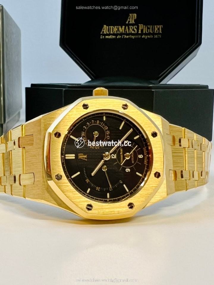 IMG_9086 Audemars Piguet Royal Oak Dual Time Mens watch Unisex Automatic Yellow gold 25730BA 3