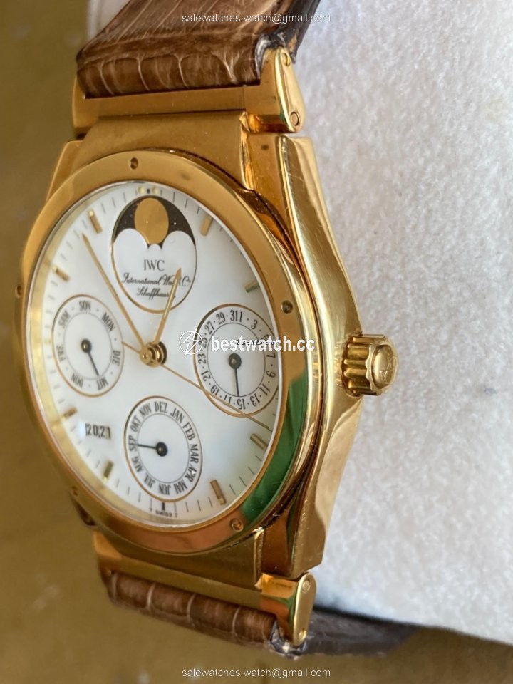 IMG_9086 IWC Ingenieur Mens watch Unisex Automatic Yellow gold IW3540 3