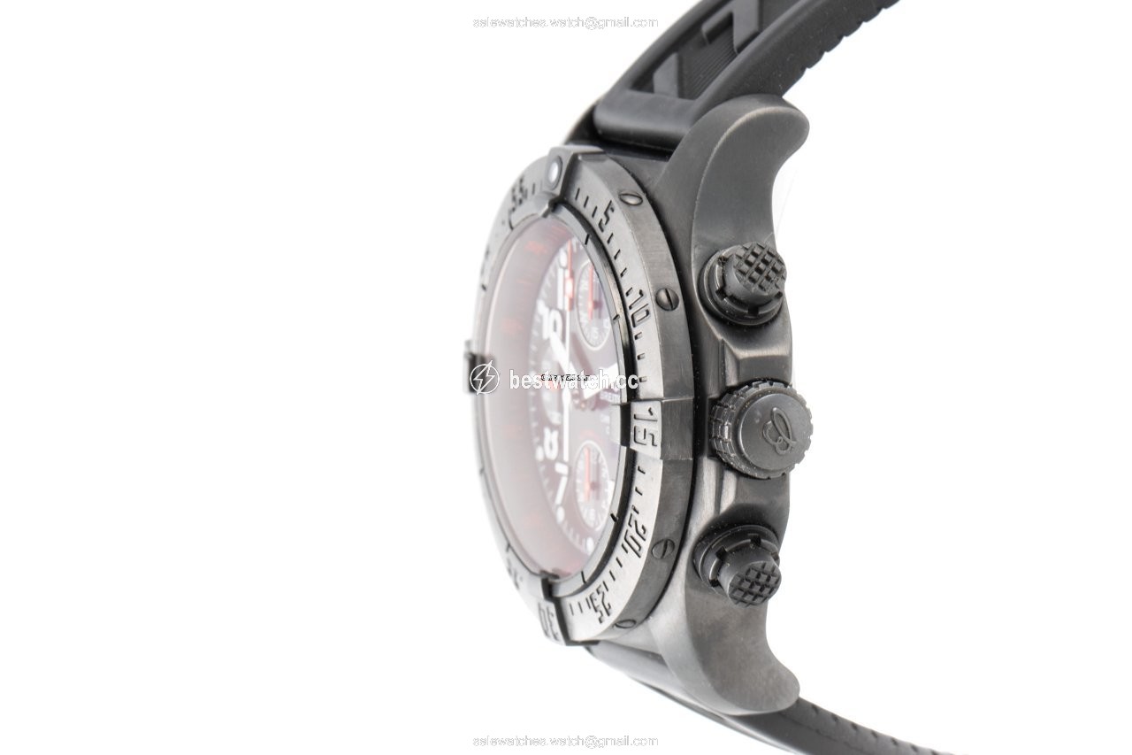 IMG_9086 Breitling Avenger Skyland Mens watch Unisex Automatic Steel M13380 3