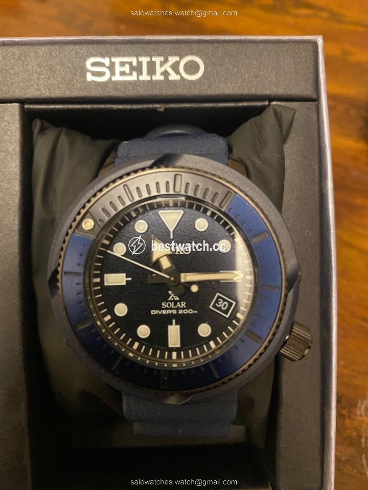 IMG_9086 Seiko Prospex Mens watch Unisex Quartz Steel SNE545P1 3