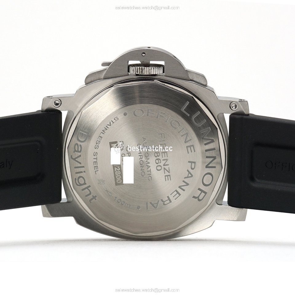 IMG_9086 Panerai Luminor Chrono Mens watch Unisex Automatic Steel PAM 00196 3