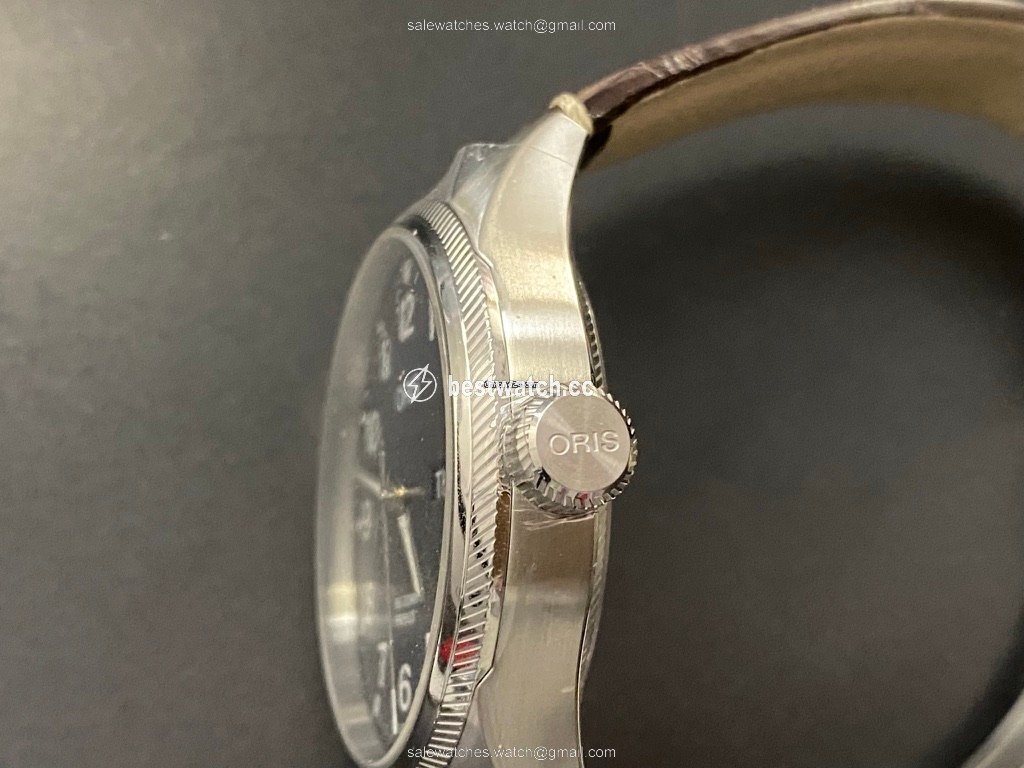 IMG_9086 Oris Big Crown ProPilot Day Date Mens watch Unisex Automatic Steel 01 752 7698 4065-07 1 22 72FC 3