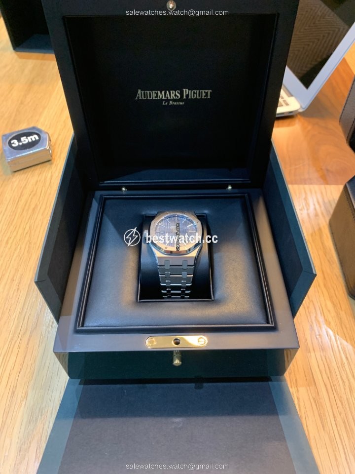 IMG_9086 Audemars Piguet Royal Oak Selfwinding Mens watch Unisex 15400st.00.1220st.03 3
