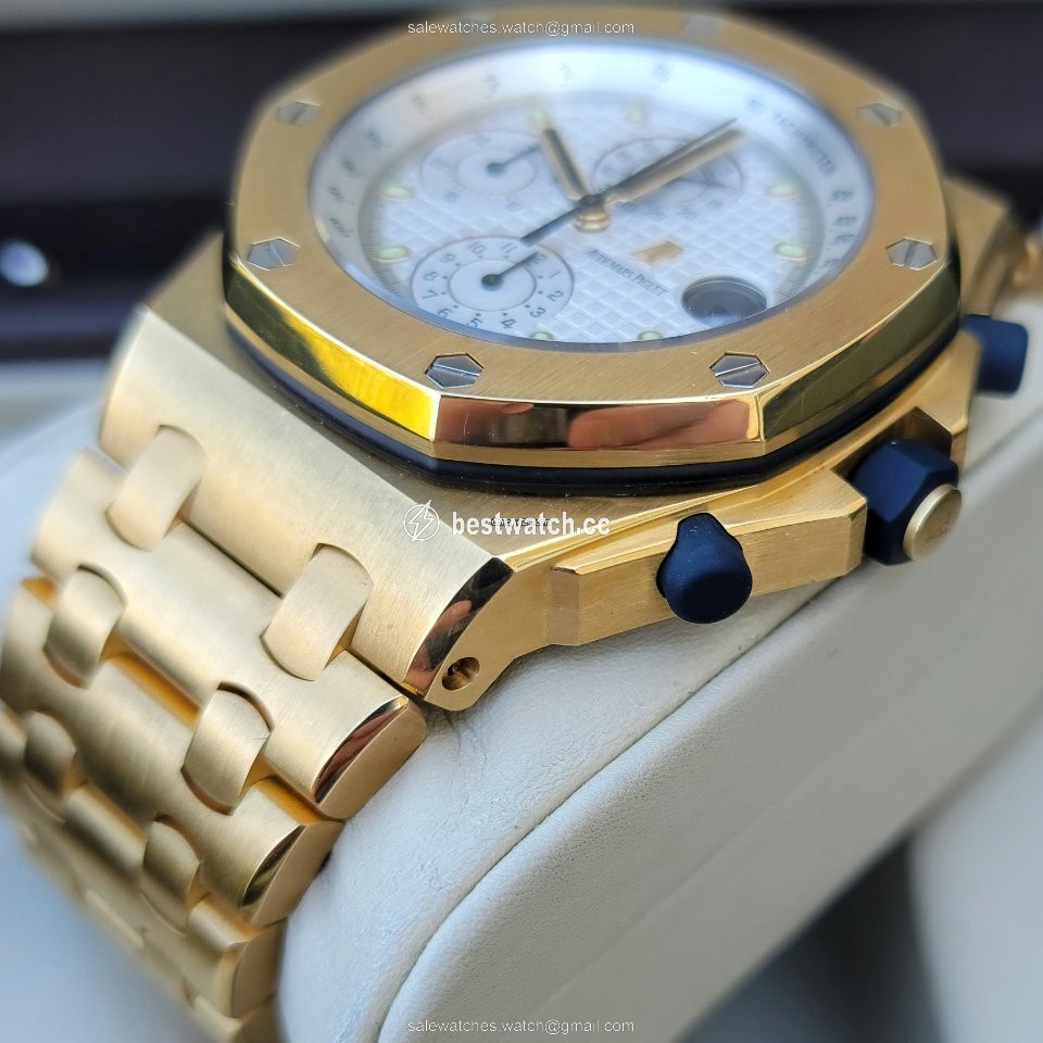 Audemars Piguet Royal Oak Offshore Chronograph Mens watch Unisex Automatic Yellow gold 25721BA.OO.1000BA.03 3