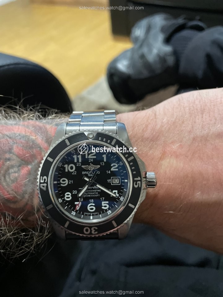 IMG_9086 Breitling Superocean II 44 Mens watch Unisex Automatic Steel A17392D7 BD68 162A 3