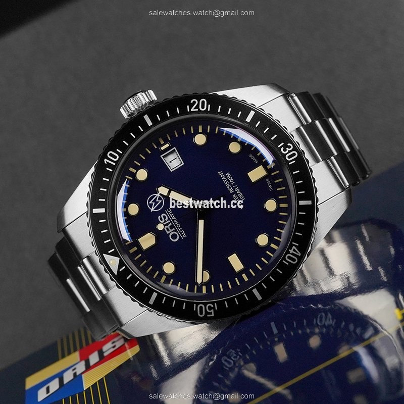 Oris Divers Sixty Five Mens watch Unisex Automatic Steel 01 733 7720 4055-07 8 21 18 3