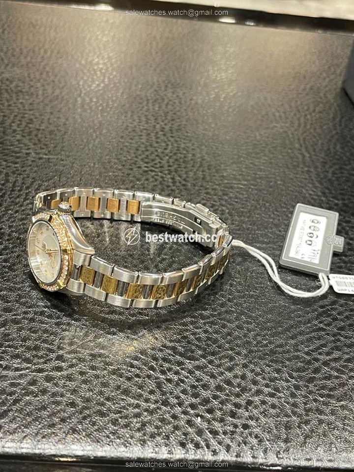 IMG_9086 TAG Heuer Aquaracer Lady Womens watch Quartz Gold Steel WAP1452.BD0837 3