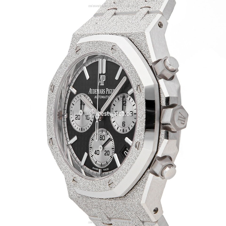 IMG_9086 Audemars Piguet Royal Oak Chronograph Mens watch Unisex Automatic White gold 26239BC.GG.1224BC.02 3