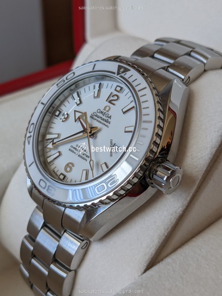 IMG_9086 Omega Seamaster Planet Ocean Mens watch Unisex Automatic Steel 232.30.38.20.04.001 3
