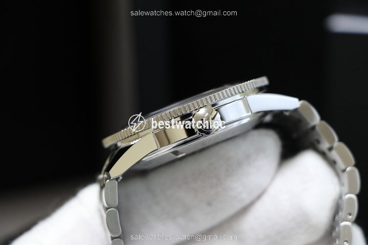 IMG_9086 Rado HyperChrome Captain Cook Automatic Steel R32105153 3