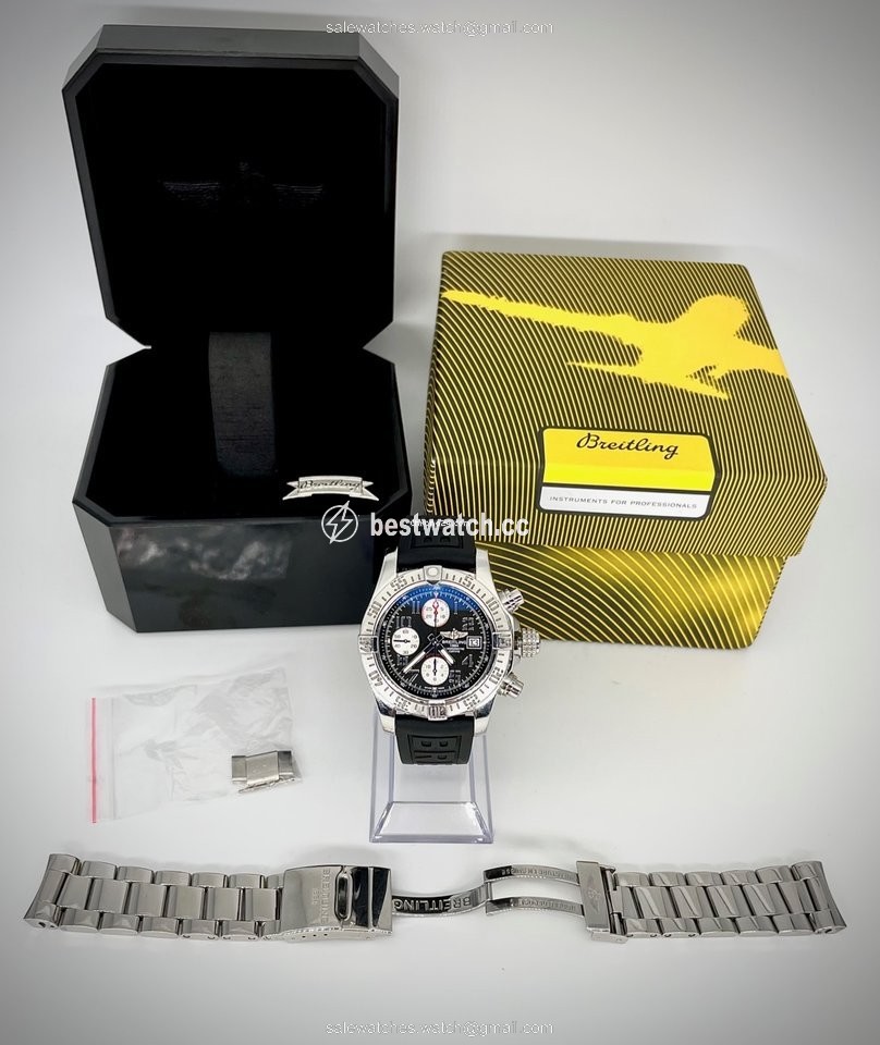IMG_9086 Breitling Avenger II Mens watch Unisex Automatic Steel A1338111 BC33 170A 3