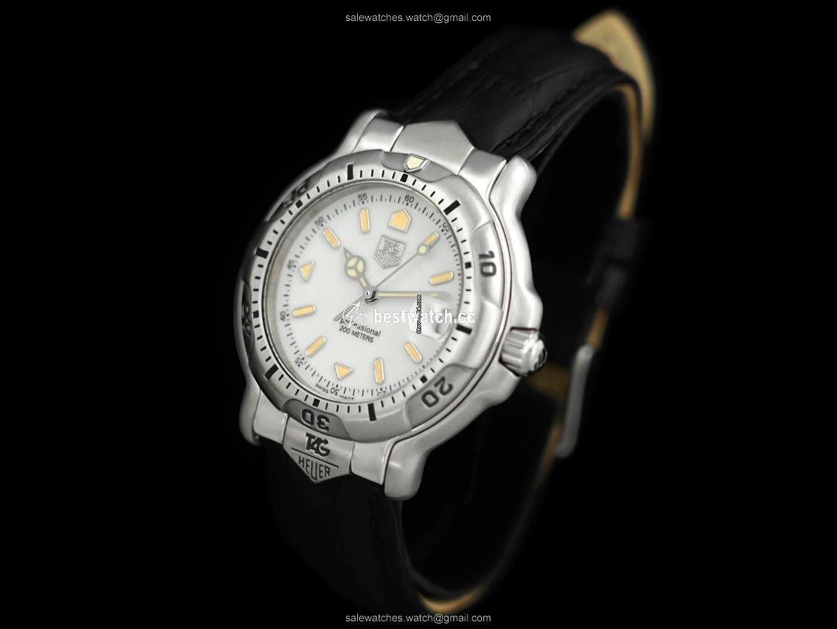IMG_9086 TAG Heuer 6000 Mens watch Unisex Quartz Steel 8462ST 3