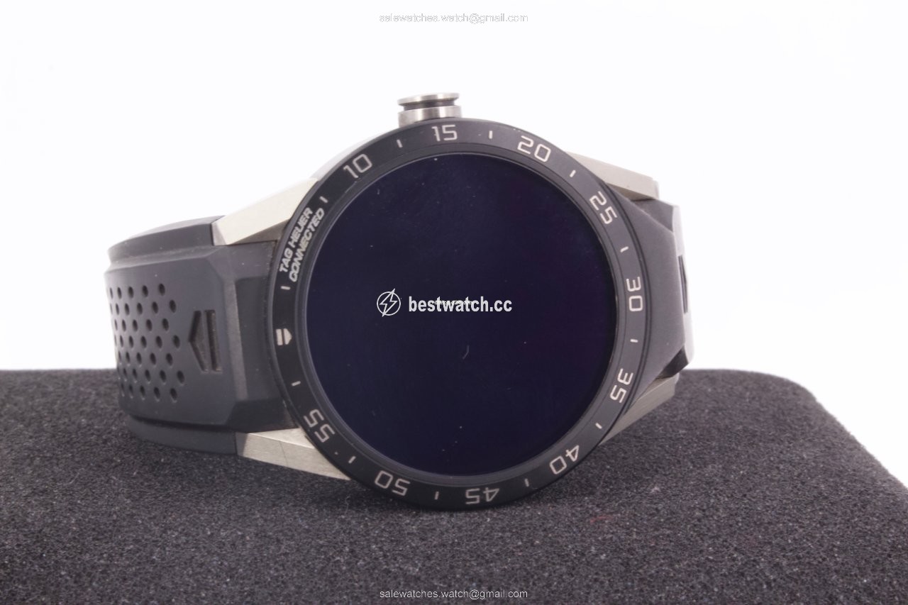 TAG Heuer Connected Mens watch Unisex Quartz Titanium SAR8A80.FT6070 3
