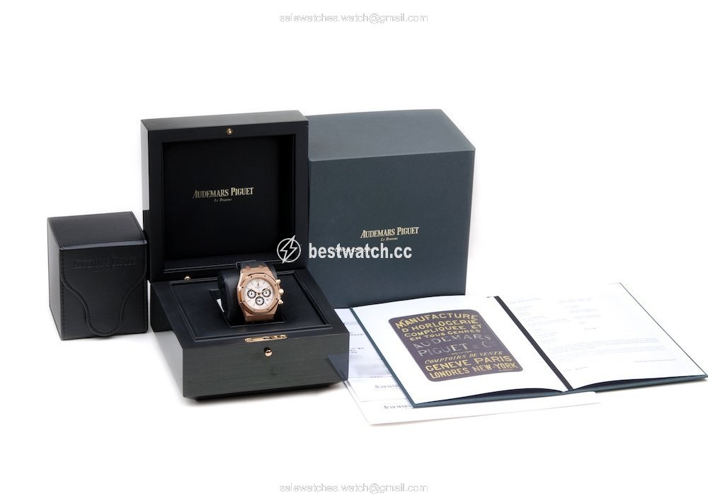 Audemars Piguet Royal Oak Chronograph Mens watch Unisex Automatic Rose gold 26022OR.OO.D098CR.01 3