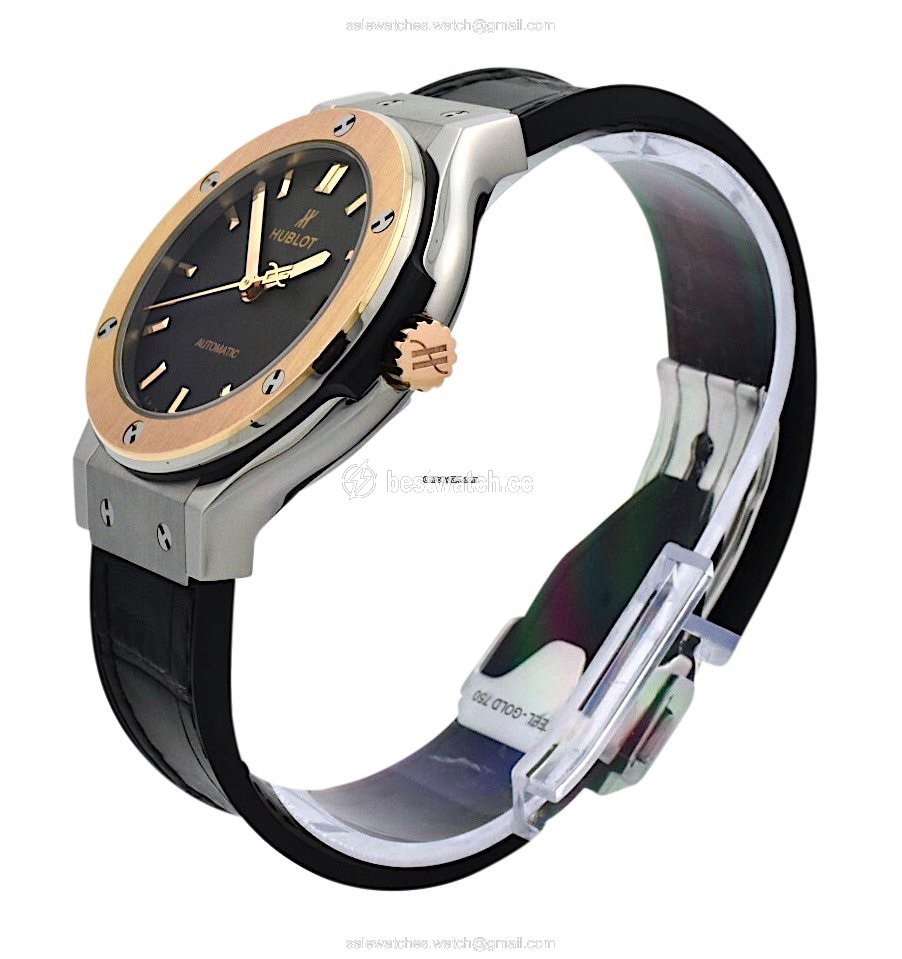 IMG_9086 Hublot Classic Fusion 45, 42, 38, 33 mm Mens watch Unisex Automatic Titanium 565.NO.1181.LR 3