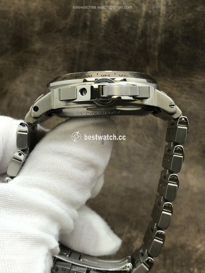 IMG_9086 Panerai Luminor Chrono Automatic Titanium PAM00072 3
