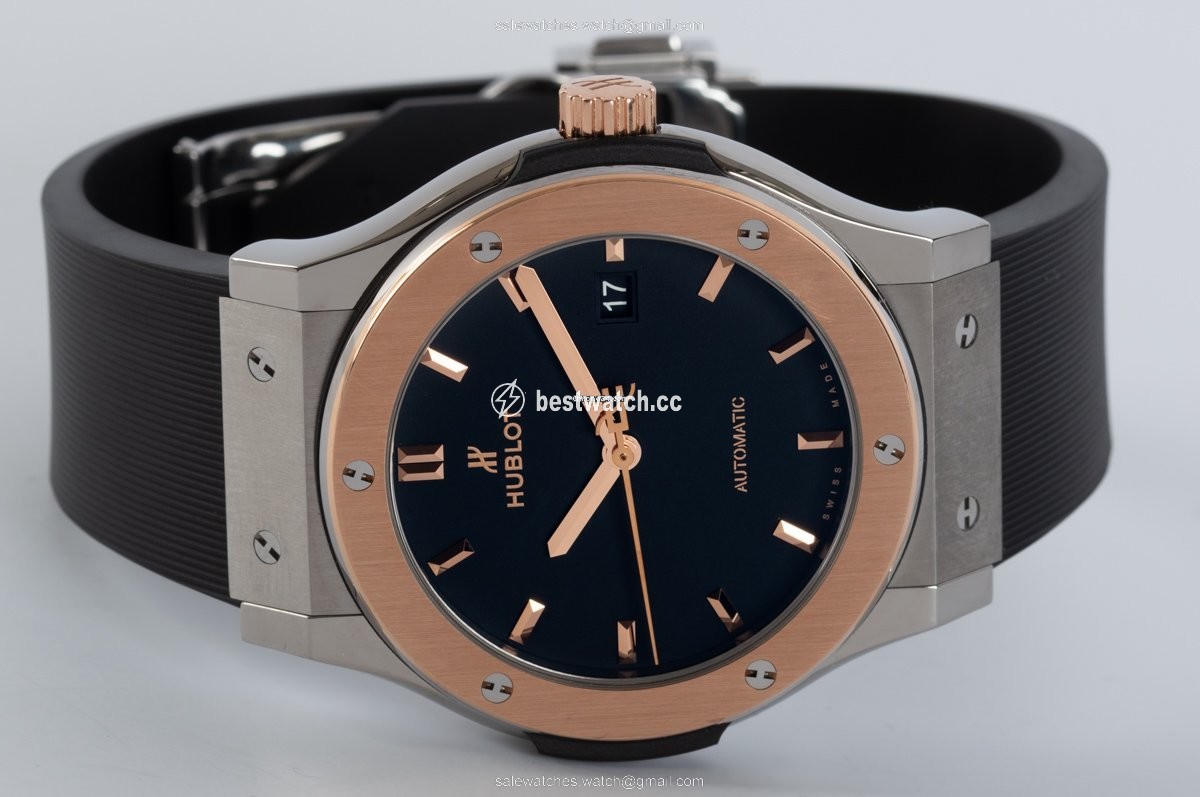 IMG_9086 Hublot Classic Fusion 45, 42, 38, 33 mm Mens watch Unisex Automatic Titanium 542.NO.1181.RX 3