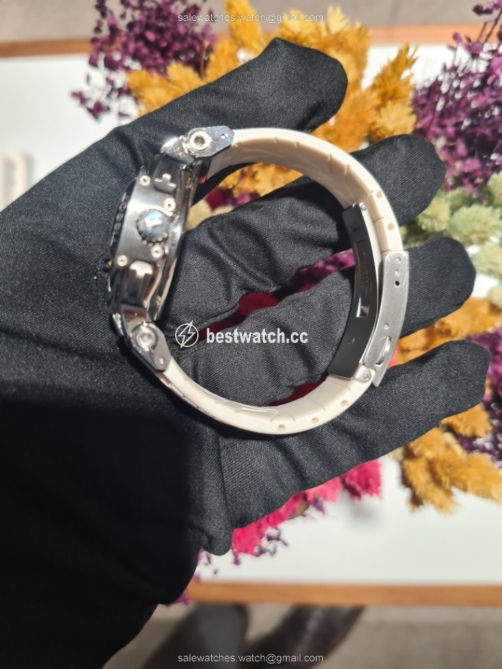 IMG_9086 Tissot T-Race Womens watch Quartz Steel T048.217.27.017.00 3