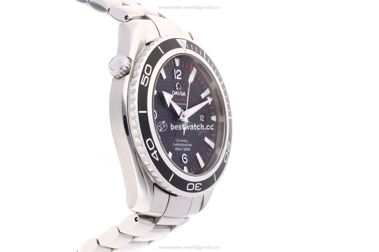 IMG_9086 Omega Seamaster Planet Ocean Mens watch Unisex Automatic Steel 222.30.46.20.01.001 3
