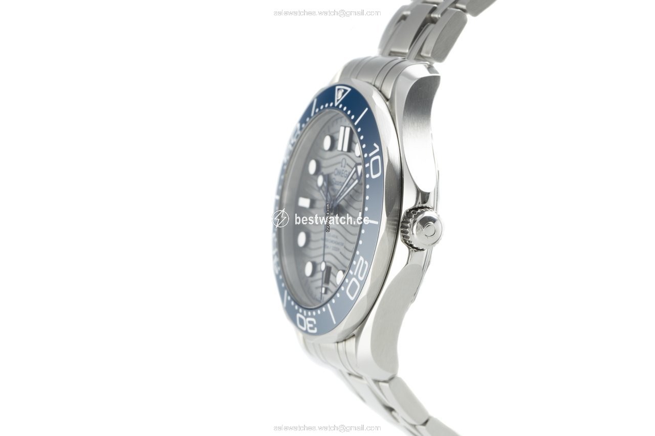 IMG_9086 Omega Seamaster Diver 300 M Mens watch Unisex Automatic Steel 210.30.42.20.06.001 3