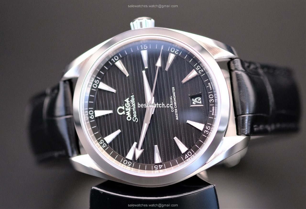 Omega Seamaster Aqua Terra Mens watch Unisex Automatic Steel 220.13.41.21.01.001 3