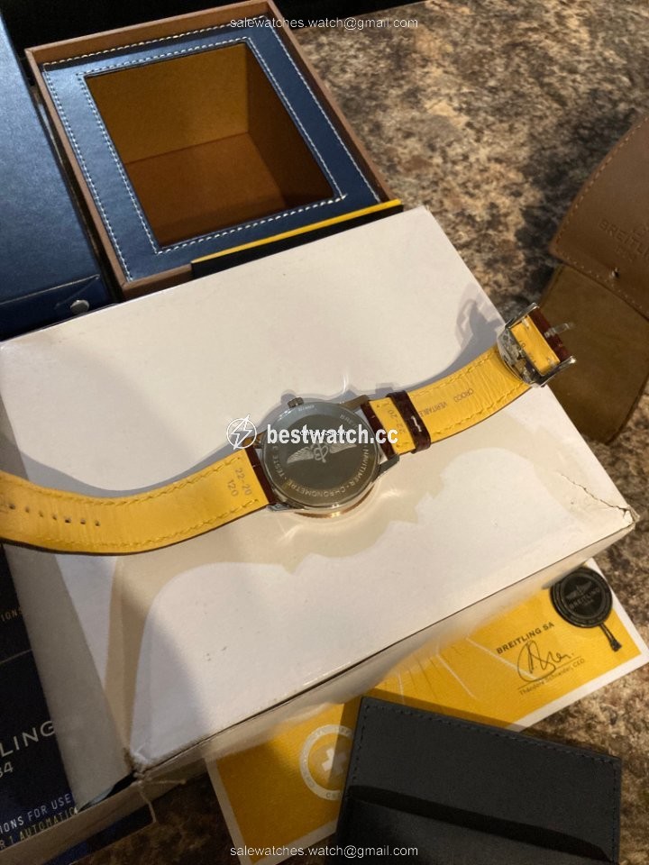 IMG_9086 Breitling Navitimer Mens watch Unisex Automatic Gold Steel U17326211G1P1 3
