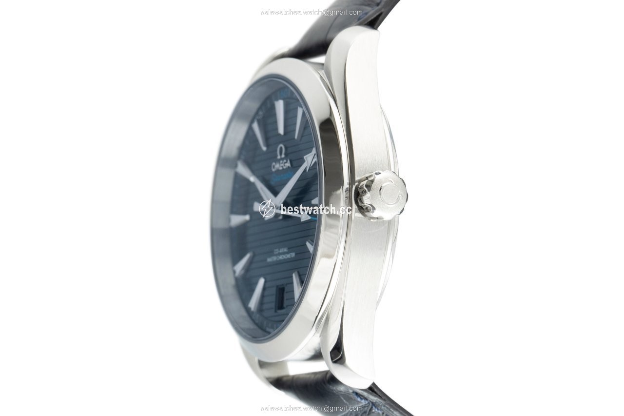 Omega Seamaster Aqua Terra Mens watch Unisex Automatic Steel 220.13.41.21.03.001 3