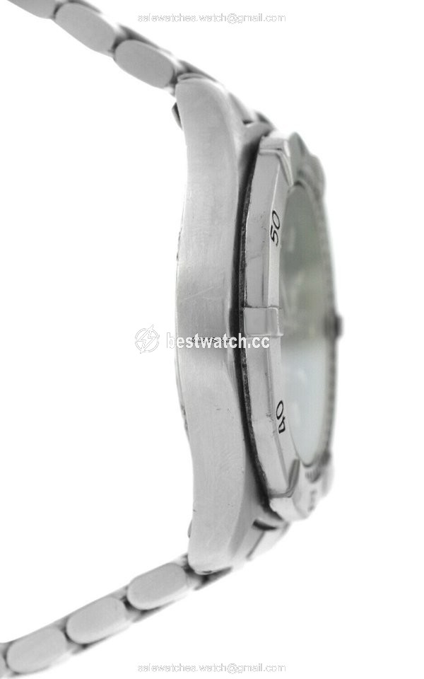 IMG_9086 TAG Heuer 2000 Mens watch Unisex Quartz Steel WK1113-0 3