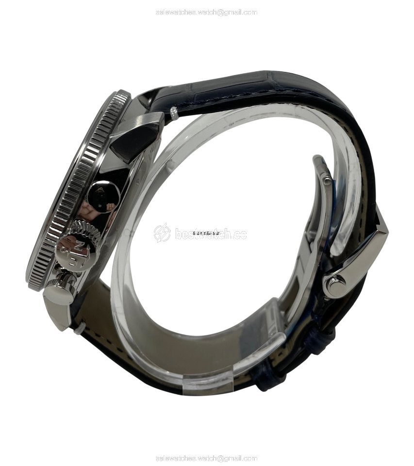 IMG_9086 Ulysse Nardin Marine Torpilleur Mens watch Unisex Manual winding Steel 1533-320LE-3A-175 1B 3