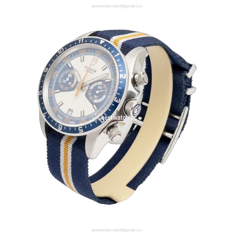 IMG_9086 Tudor Heritage Chrono Blue Steel 70330B-004 3