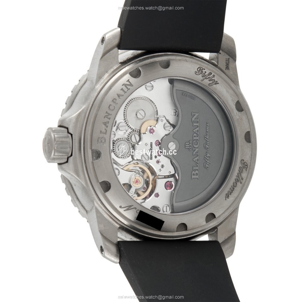 IMG_9086 Blancpain Fifty Fathoms Mens watch Unisex Automatic Titanium 5015-12B40-O52A 3