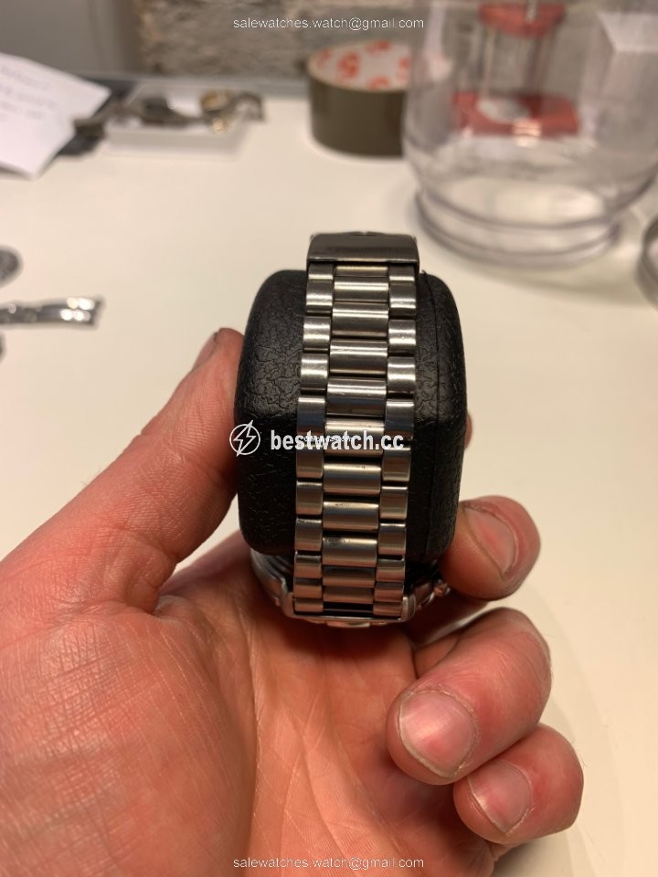 IMG_9086 TAG Heuer Formula 1 Quartz Mens watch Unisex Quartz WAC111A 3