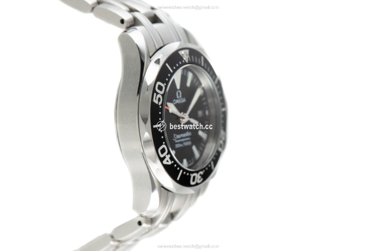 IMG_9086 Omega Seamaster Diver 300 M Womens watch Quartz Steel 2284.50.00 3