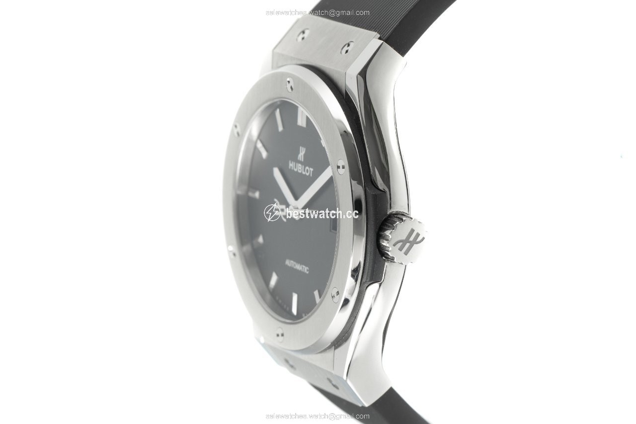 Hublot Classic Fusion 45, 42, 38, 33 mm Mens watch Unisex Automatic Titanium 542.NX.1171.RX 3
