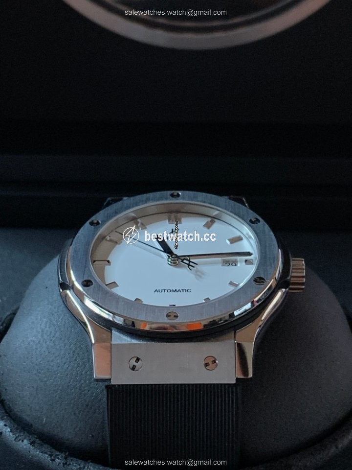 IMG_9086 Hublot Classic Fusion 45, 42, 38, 33 mm Mens watch Unisex Automatic Titanium 542.NX.2611.LR 3