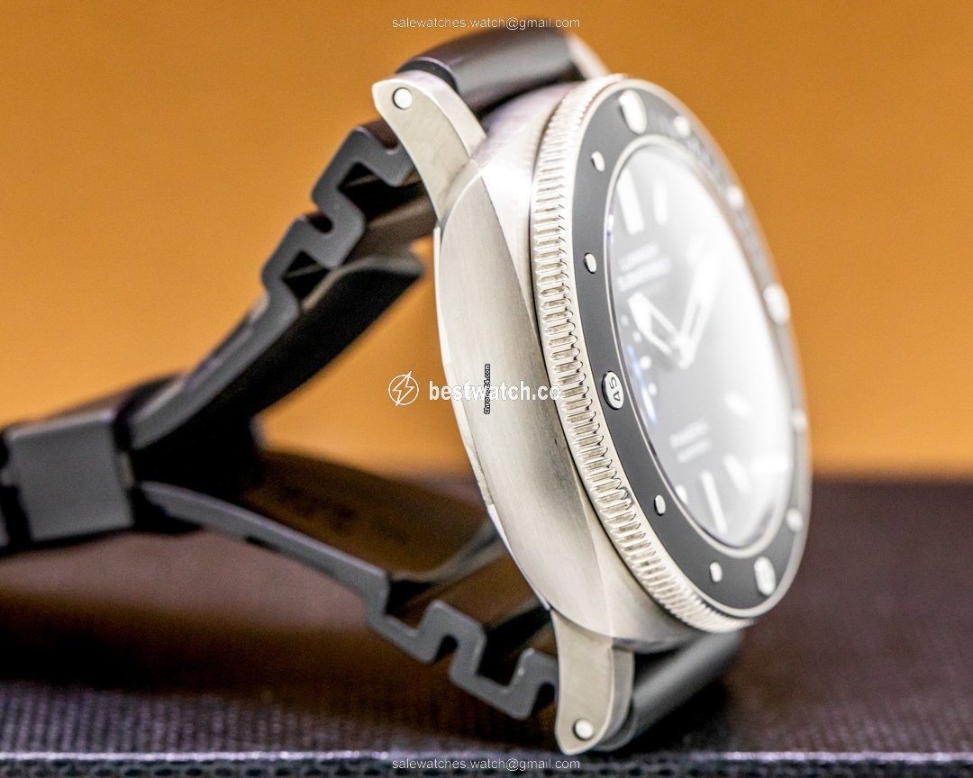 IMG_9086 Panerai Luminor Submersible 1950 3 Days Automatic Mens watch Unisex Automatic Titanium PAM01389 3