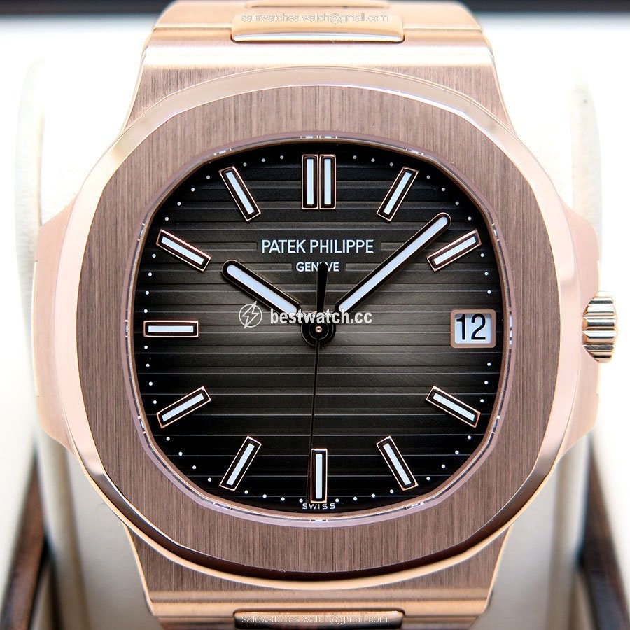 IMG_9086 Patek Philippe Nautilus Mens watch Unisex Automatic Rose gold 5711 1R 3