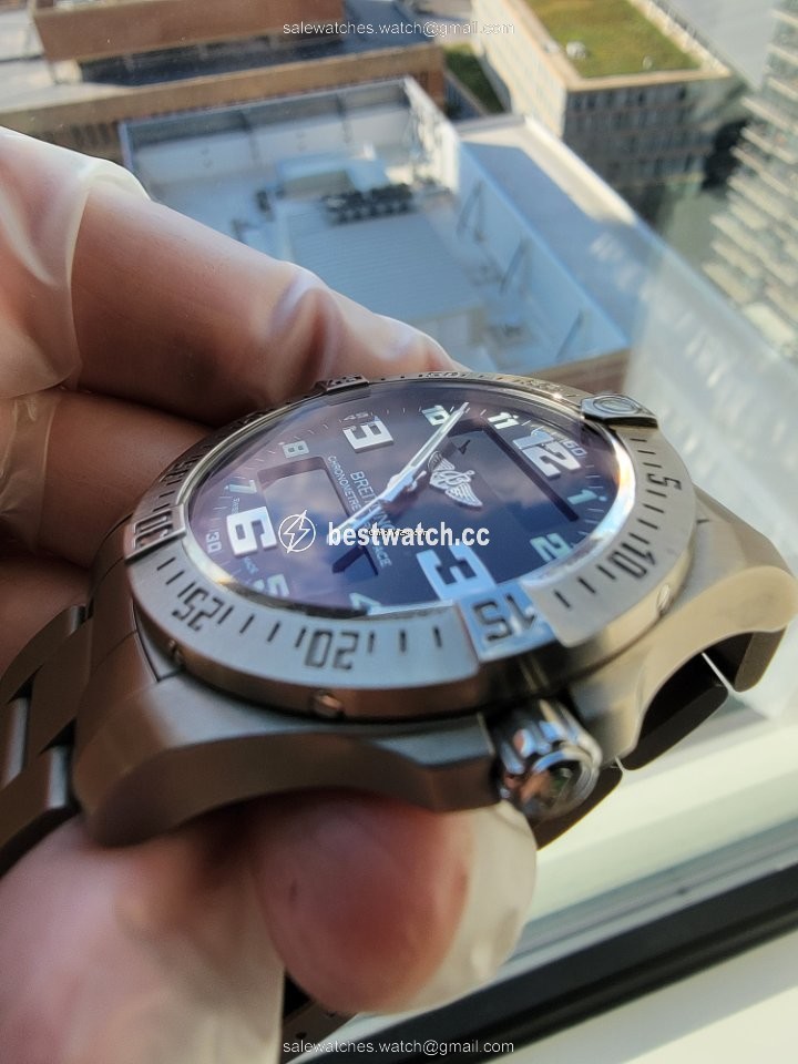 IMG_9086 Breitling Aerospace EVO Mens watch Unisex Quartz Titanium E7936310 BC27 3