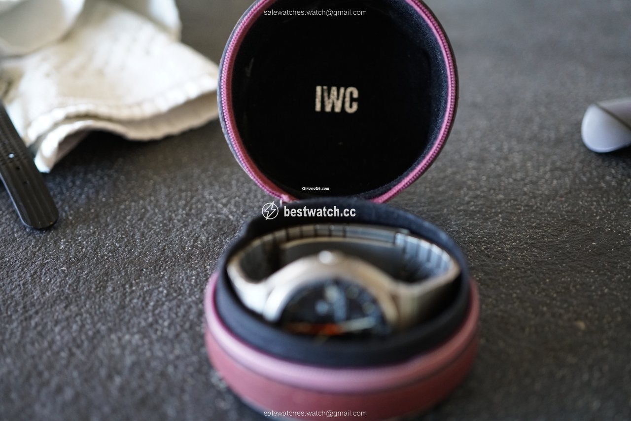 IMG_9086 IWC Porsche Design Mens watch Unisex Automatic Titanium IW3700 3