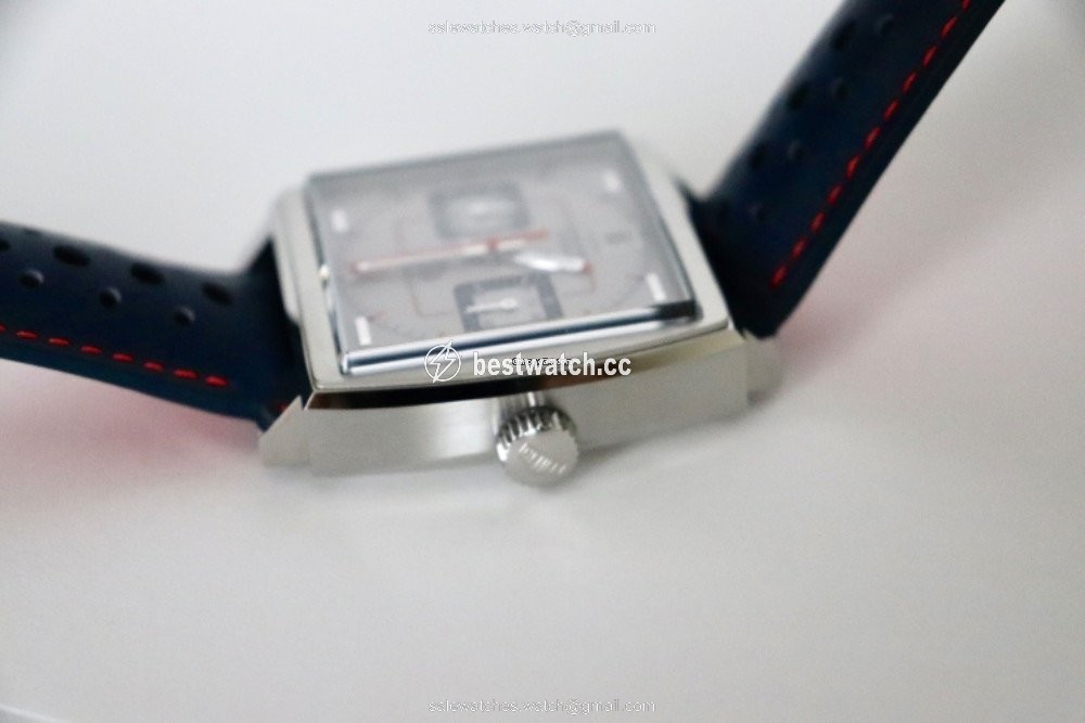 IMG_9086 TAG Heuer Monaco Mens watch Unisex Automatic Steel CAW211X.FC6468 3