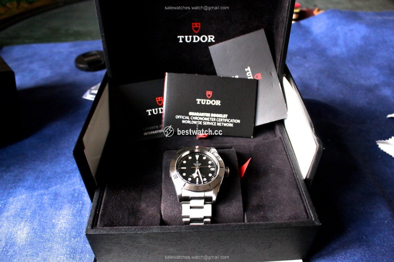 IMG_9086 Tudor Black Bay Steel Mens watch Unisex Automatic Steel M79730-0001 3