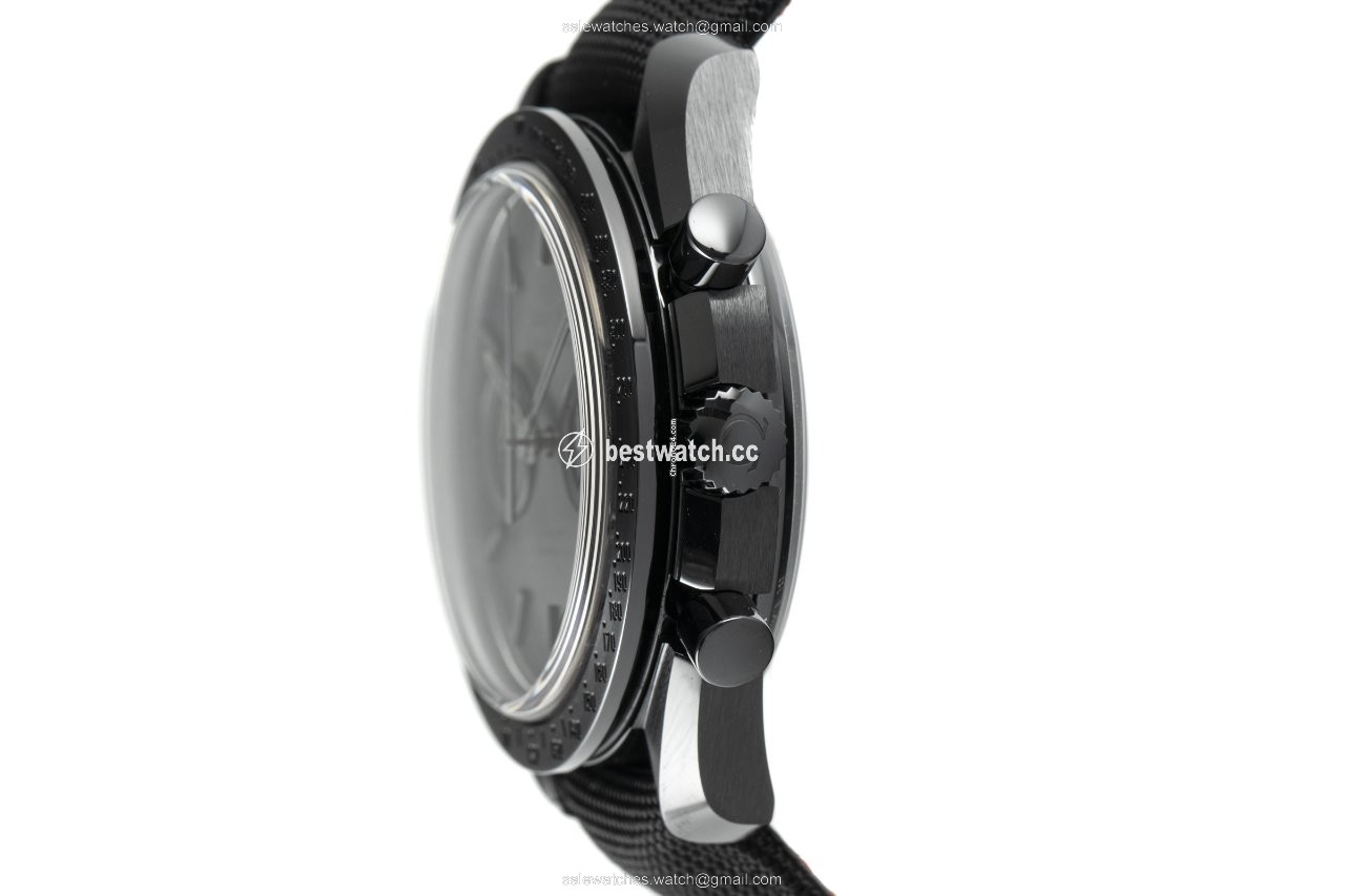 IMG_9086 Omega Speedmaster Professional Moonwatch Mens watch Unisex Automatic Ceramic 311.92.44.51.01.005 3