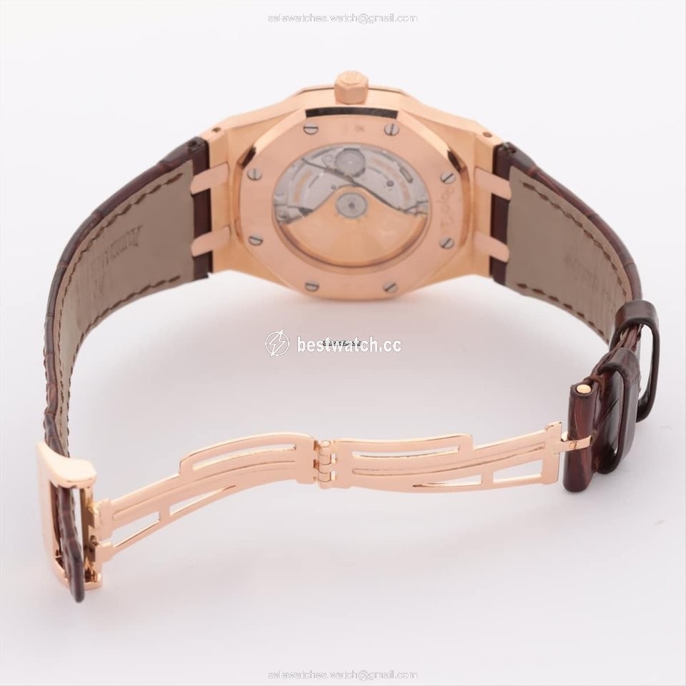 Audemars Piguet Royal Oak Selfwinding Automatic Yellow gold 15300OR.OO.D088CR.02 750 3