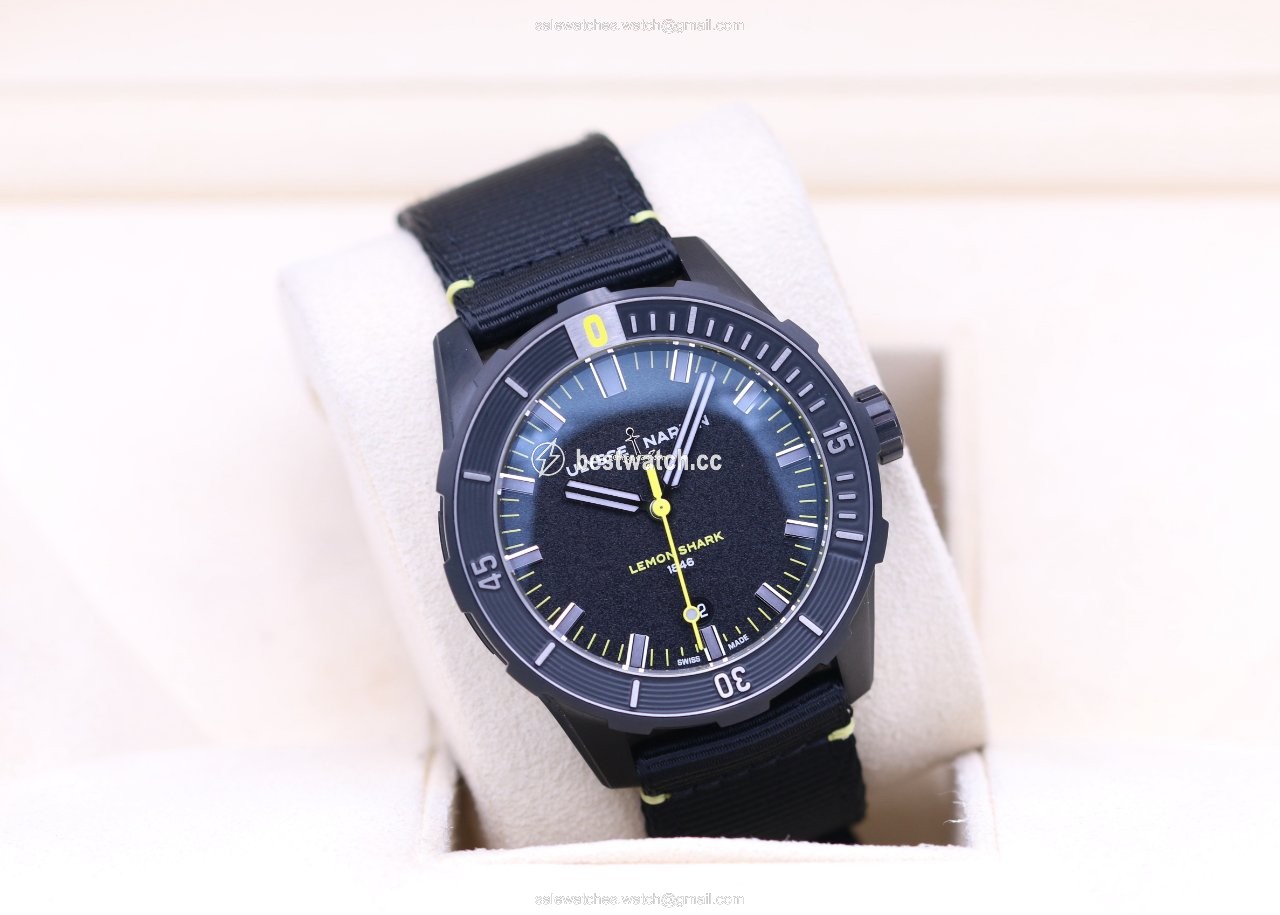 Ulysse Nardin Mens watch Unisex Automatic Steel 8163-175LE 92-LEMONSHARK 3