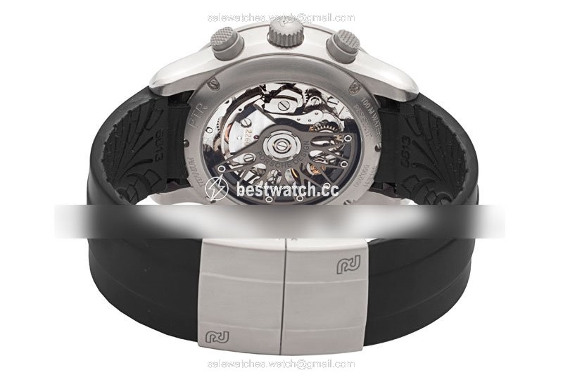 IMG_9086 Porsche Design Dashboard Automatic Titanium 6613.00 3