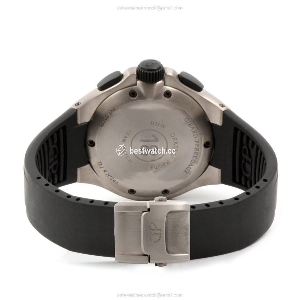 IMG_9086 Girard Perregaux Laureato Mens watch Unisex Automatic Titanium 80175-28-651-FK6A 3