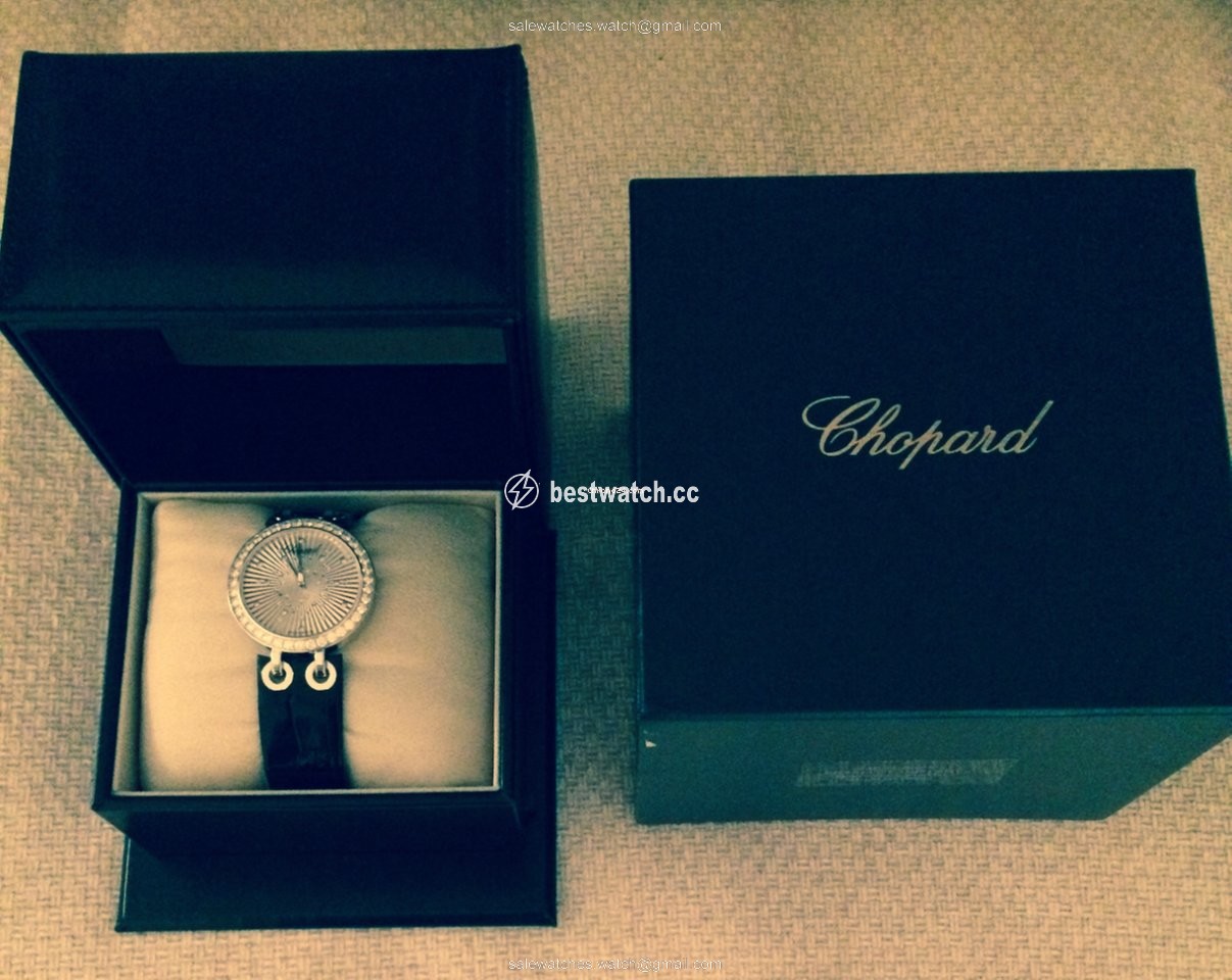 IMG_9086 Chopard Womens watch Quartz White gold 1676284 4236 3