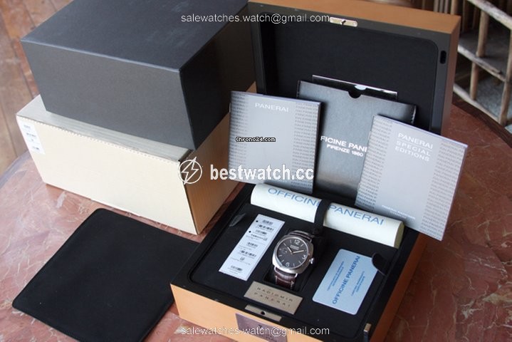 IMG_9086 Panerai Special Editions Manual winding Titanium PAM 322 3