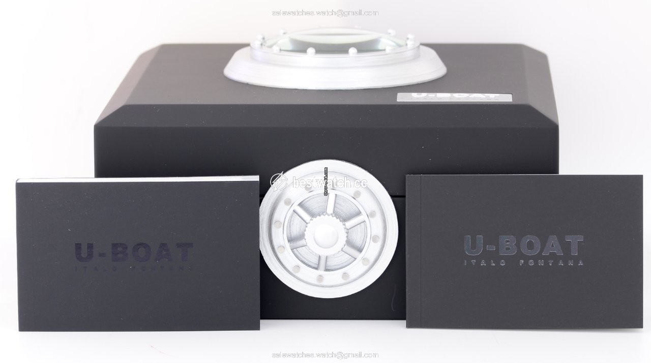 IMG_9086 U-Boat Classico Automatic Ceramic 7337 3